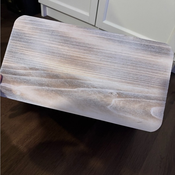 Farmhouse Style Bread box, white finish with black detail & distressed gray lid - Picture 4 of 9